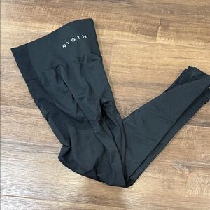NVGTN leggings